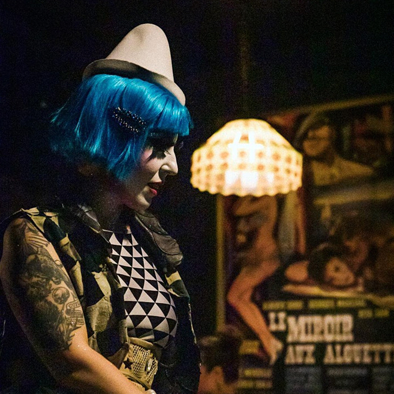 Be Part Of The Newport PeekEasy Burlesque Show In Chicago!