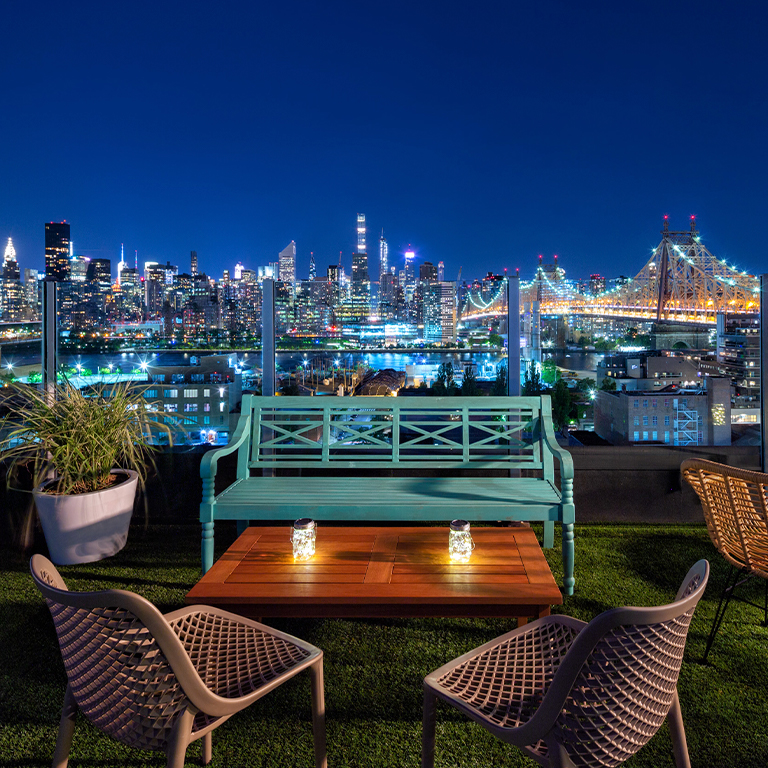 Rooftop Rosé Happy Hour in Private Sky Suites Fever